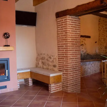 Casa El Morral - *